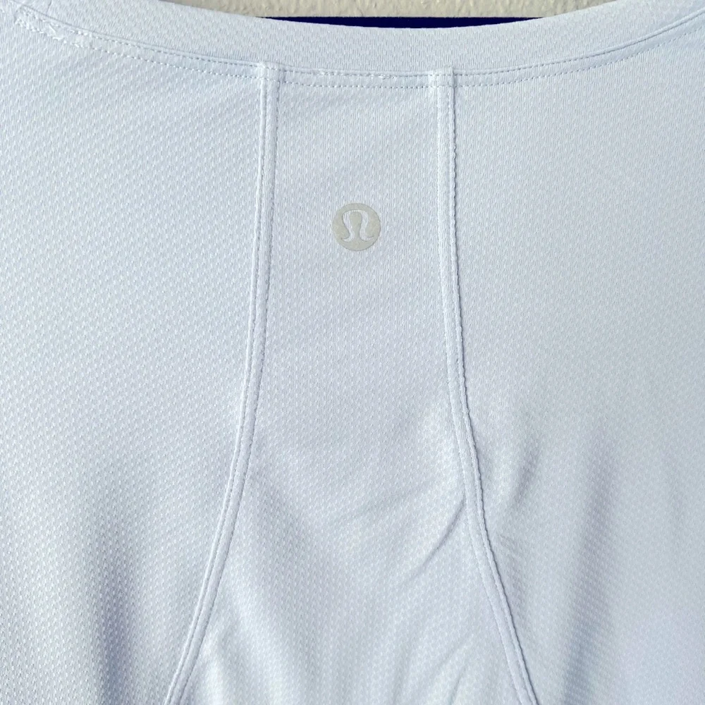 Lululemon Muscle Love Long Sleeve Shirt
Blue Linen - Picture 5 of 5